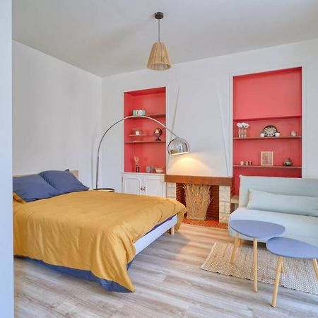Studio Charmant Au Coeur Du Vieux Corbeil كورباي إيسون المظهر الخارجي الصورة