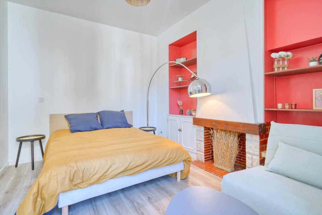 Studio Charmant Au Coeur Du Vieux Corbeil كورباي إيسون المظهر الخارجي الصورة