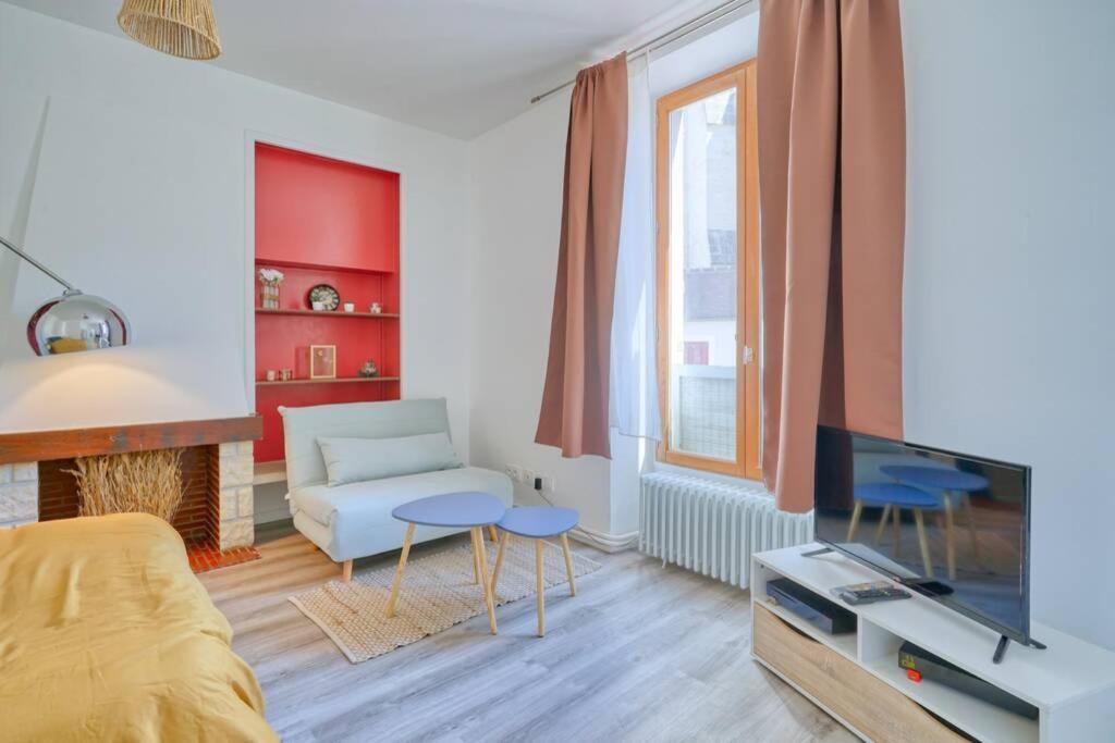 Studio Charmant Au Coeur Du Vieux Corbeil كورباي إيسون المظهر الخارجي الصورة